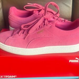 Puma Women’s V3 Sneakers – Pink Gold – Size 9